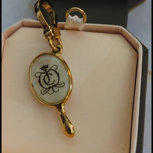Juicy Couture hand mirror - Picture 3 of 5